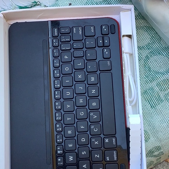 Used iPad Mini Keyboard Case - Picture 5 of 5
